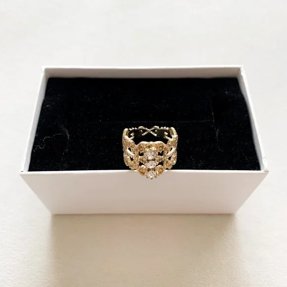 Gold Filigree Ring - Picture 2 of 4